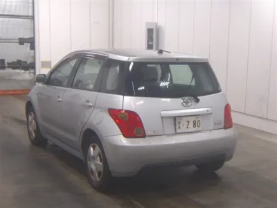 Toyota IST