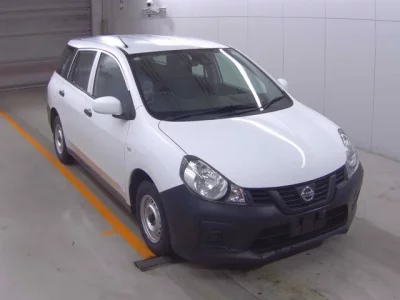 Nissan AD