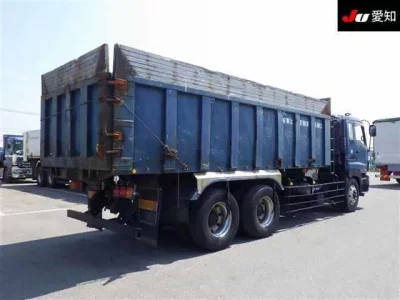 Isuzu TRUCK