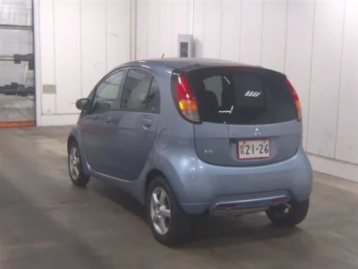 Mitsubishi I