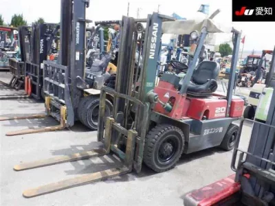 Nissan FORKLIFT