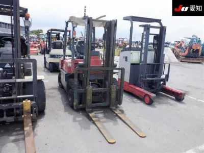Nissan FORKLIFT