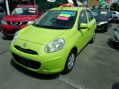 Nissan MARCH