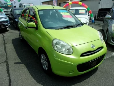 Nissan MARCH