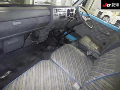 Mazda TITAN