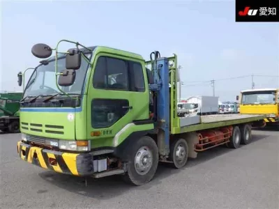 Nissan TRUCK