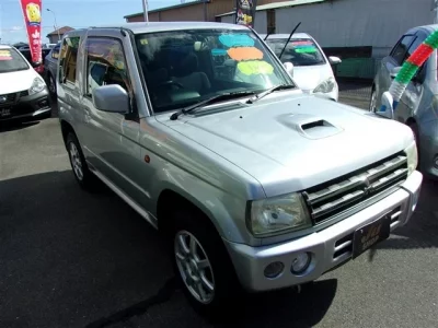 Mitsubishi PAJERO MINI