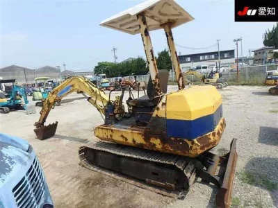KOMATSU YUMBO