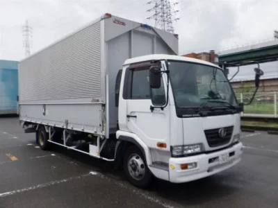 Nissan CONDOR