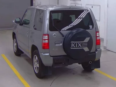 Nissan KIX