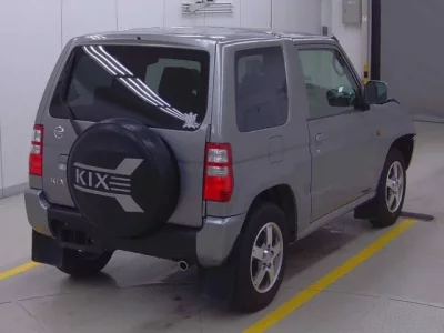 Nissan KIX