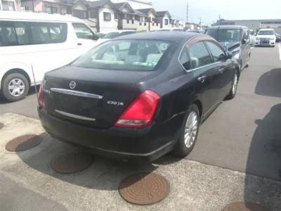 Nissan TEANA