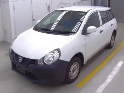 Nissan AD
