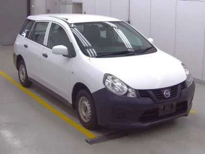 Nissan AD