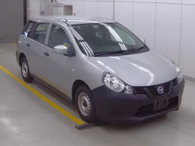Nissan AD