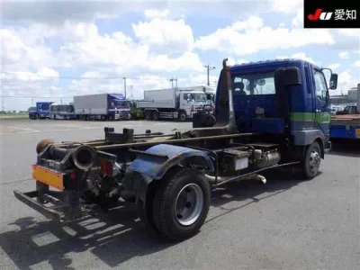 Mitsubishi FUSO FIGHTER