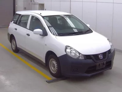 Nissan AD