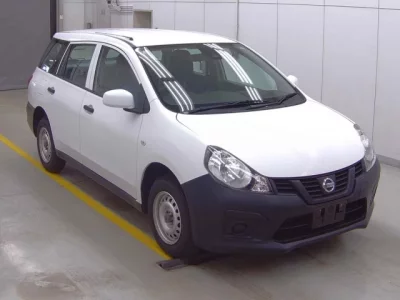 Nissan AD