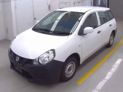 Nissan AD