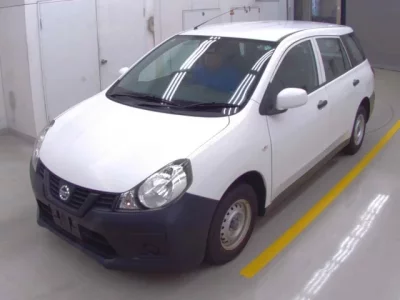 Nissan AD