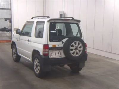 Mitsubishi PAJERO MINI