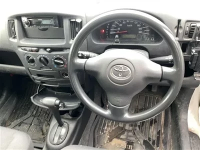 Toyota SUCCEED