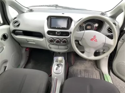 Mitsubishi I
