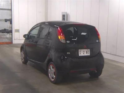 Mitsubishi I