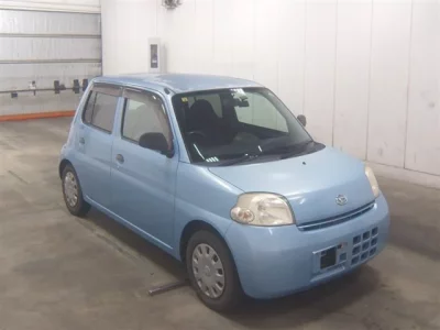 Daihatsu Esse