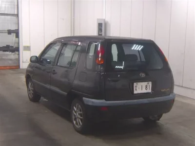 Toyota RAUM