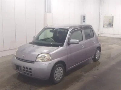 Daihatsu Esse
