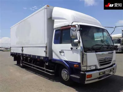 Nissan CONDOR