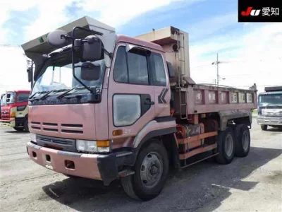 Nissan TRUCK