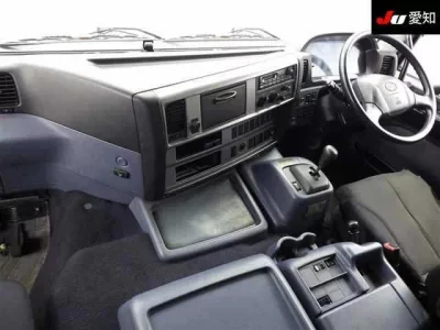 Hino TRUCK