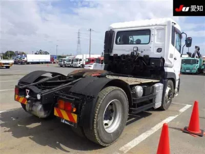 Nissan QUON