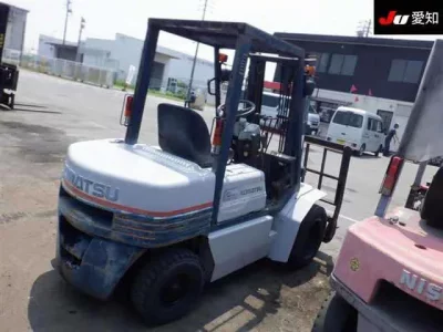 KOMATSU FORKLIFT