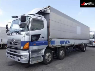 Hino TRUCK
