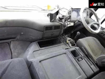 Hino TRUCK