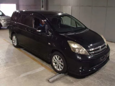 Toyota ISIS