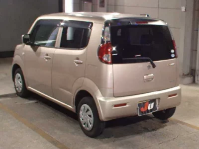 Suzuki MRWAGON