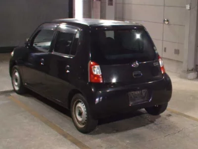 Daihatsu Esse