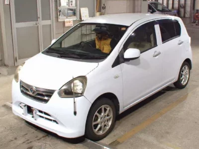 Daihatsu MIRA E S