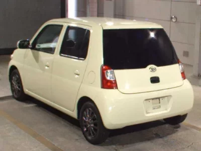 Daihatsu Esse