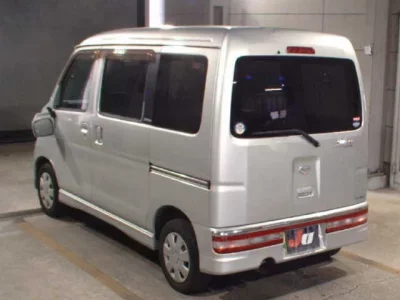 Daihatsu Atrai Wagon