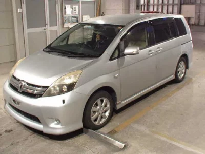 Toyota ISIS