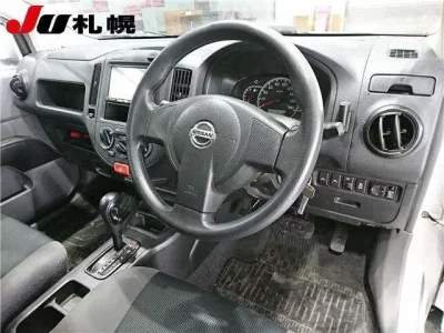 Nissan AD