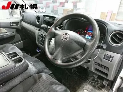 Nissan CARAVAN VAN