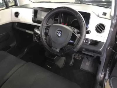 Suzuki MRWAGON