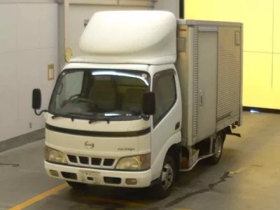 Hino DUTRO