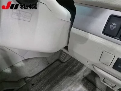 Toyota ESTIMA HYBRID